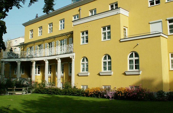 Orthomed Plus facade