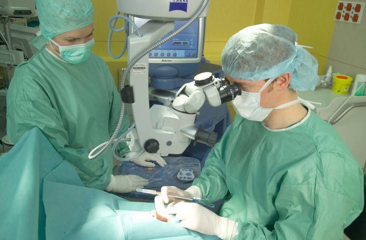 Cataract surgery Medical Diagnostic and Treatment Center