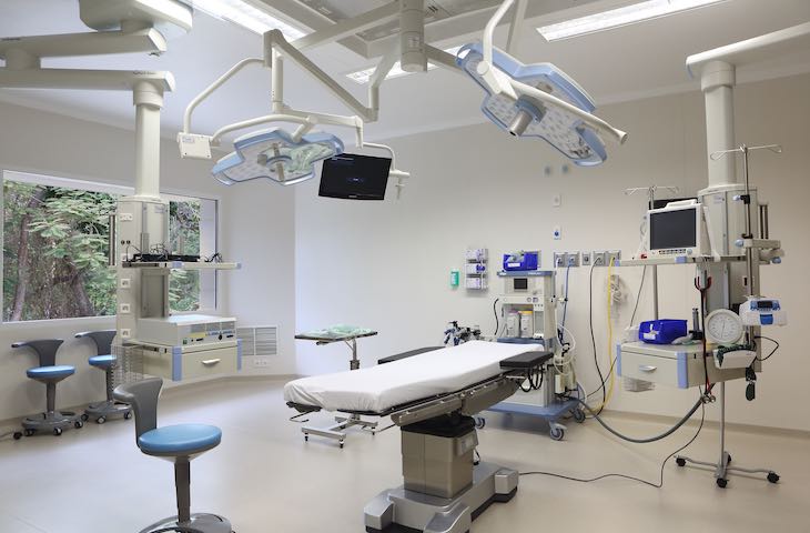 08 Operating Theatre.jpg