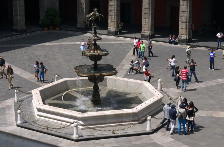 Национальный дворец (Palacio Nacional).jpg